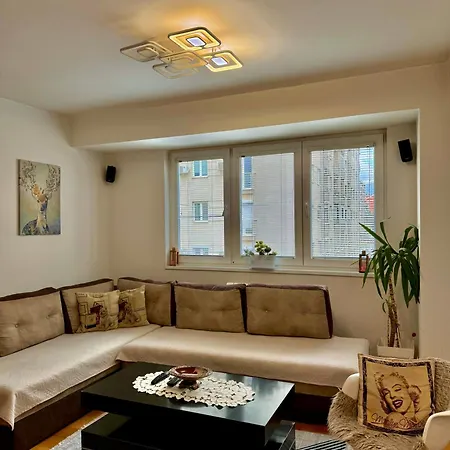Modern & Cozy Apartman Szkopje Kültér fotó