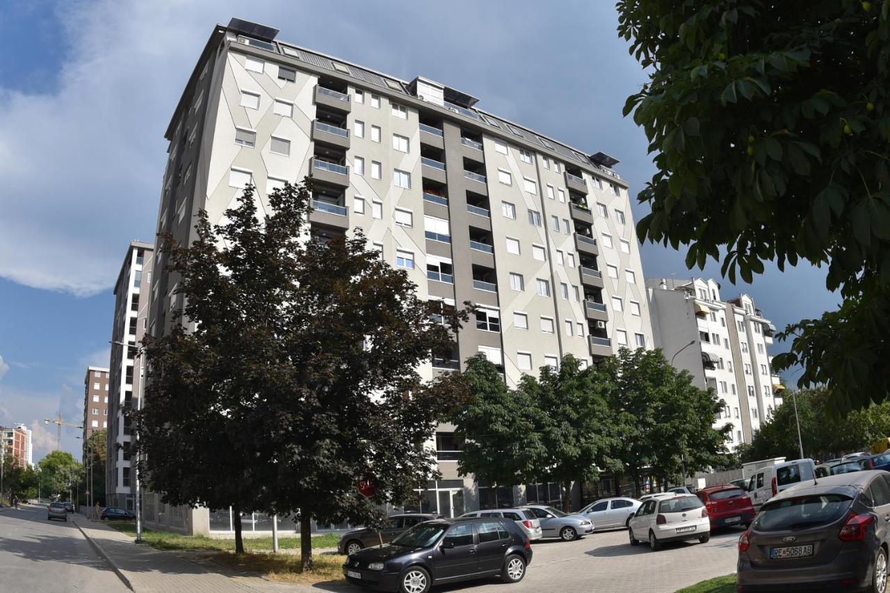 Modern & Cozy Апартамент