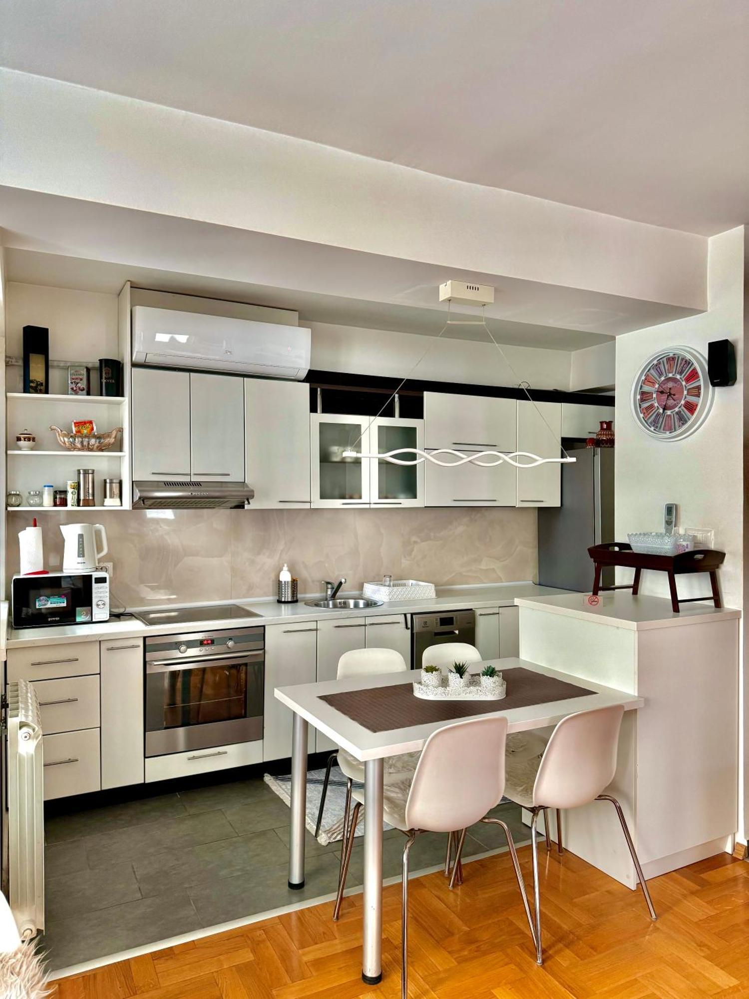Modern & Cozy Szkopje
